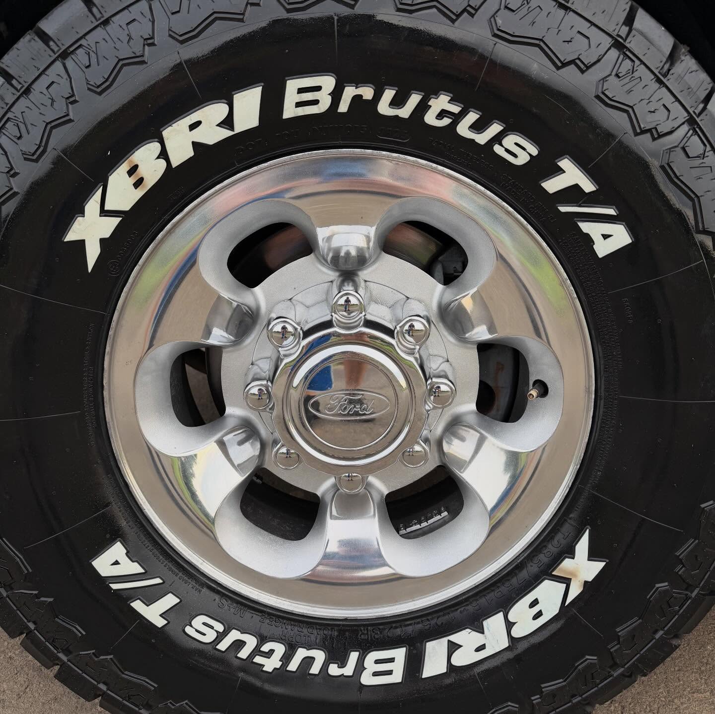 FORD F-250 XLT-L - Imagem 8