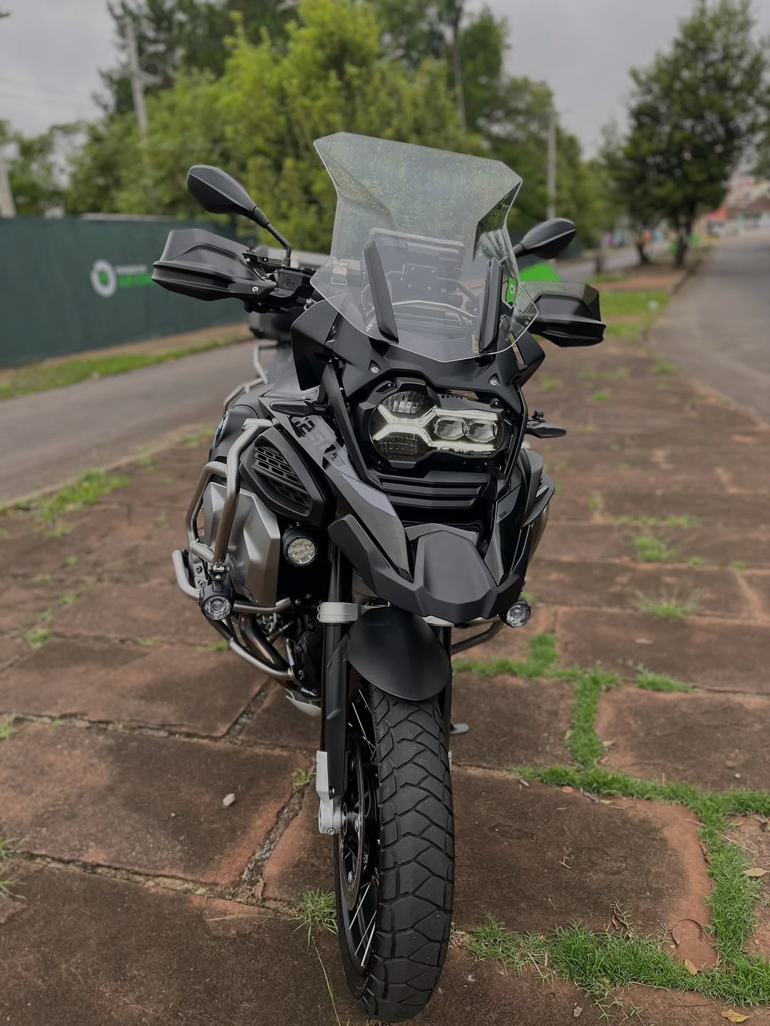 BMW GS 1250 ADV TRIPLE BLACK - Imagem 10