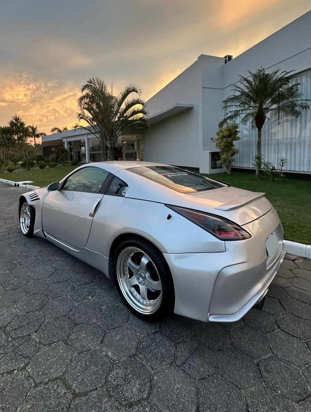 NISSAN 350Z - Imagem 2