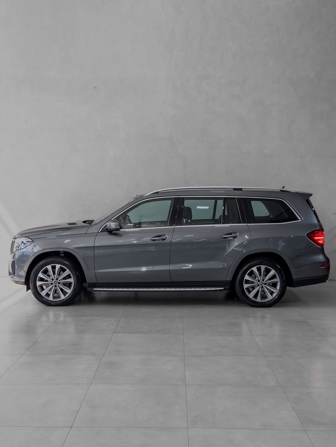 MERCEDES-BENZ GLS 350D - Imagem 2