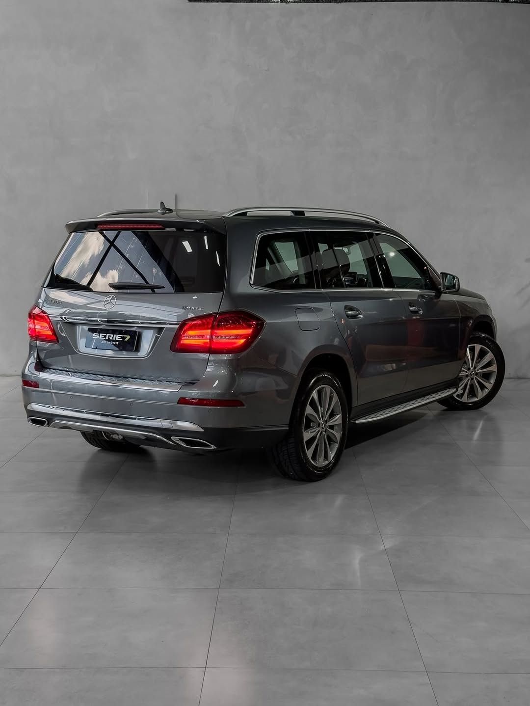 MERCEDES-BENZ GLS 350D - Imagem 12