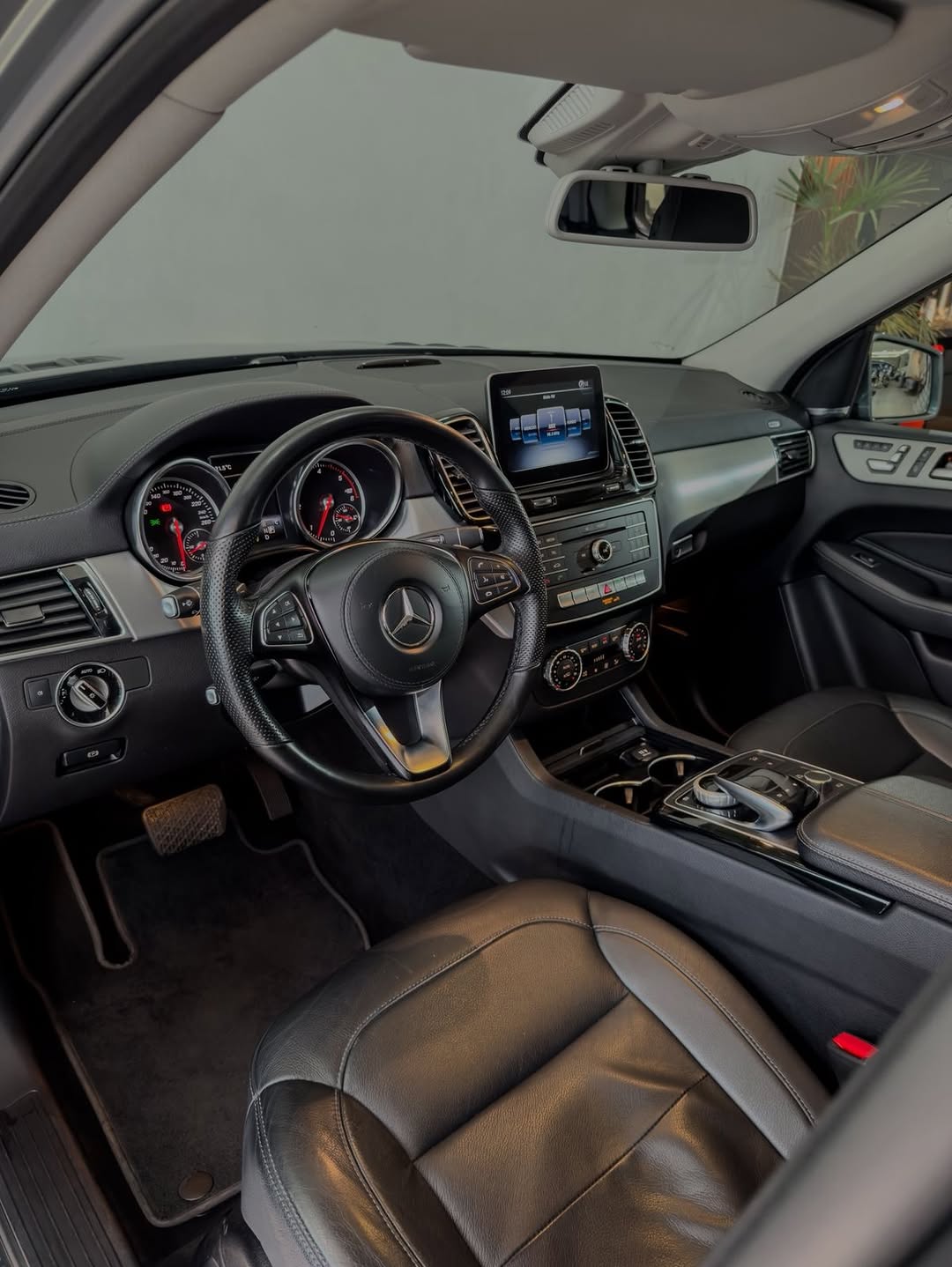 MERCEDES-BENZ GLS 350D - Imagem 5