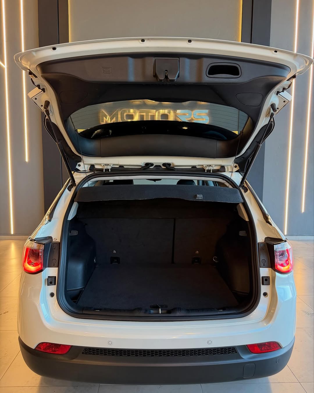 JEEP COMPASS LIMITED 4X4 DIESEL - Imagem 10