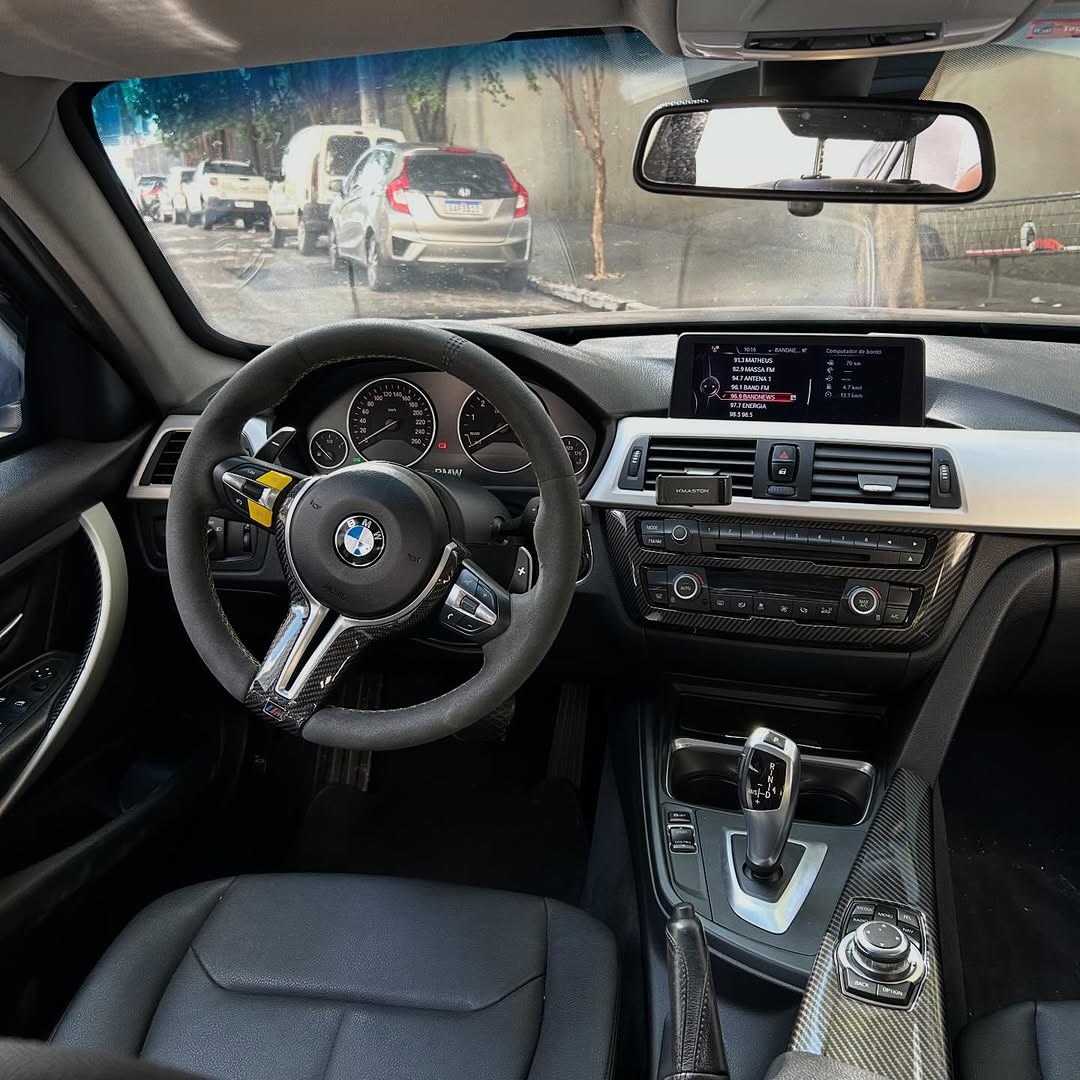 BMW 320I GP - Imagem 8