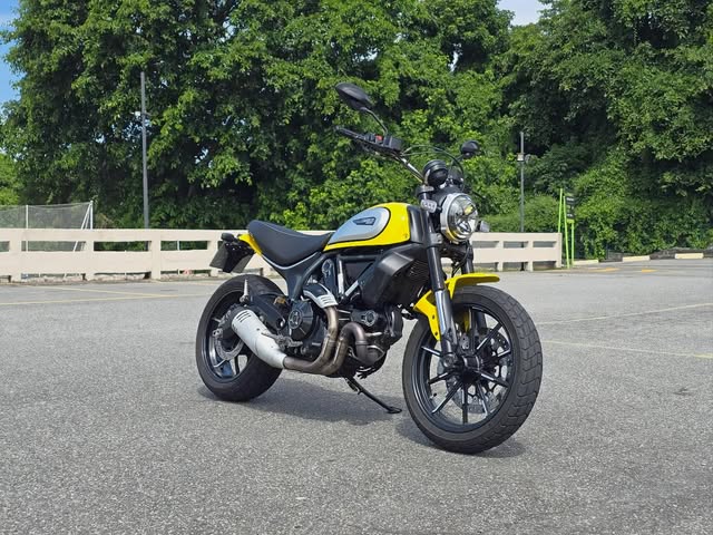 DUCATI SCRAMBLER ICON - Imagem 1