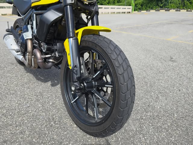 DUCATI SCRAMBLER ICON - Imagem 7