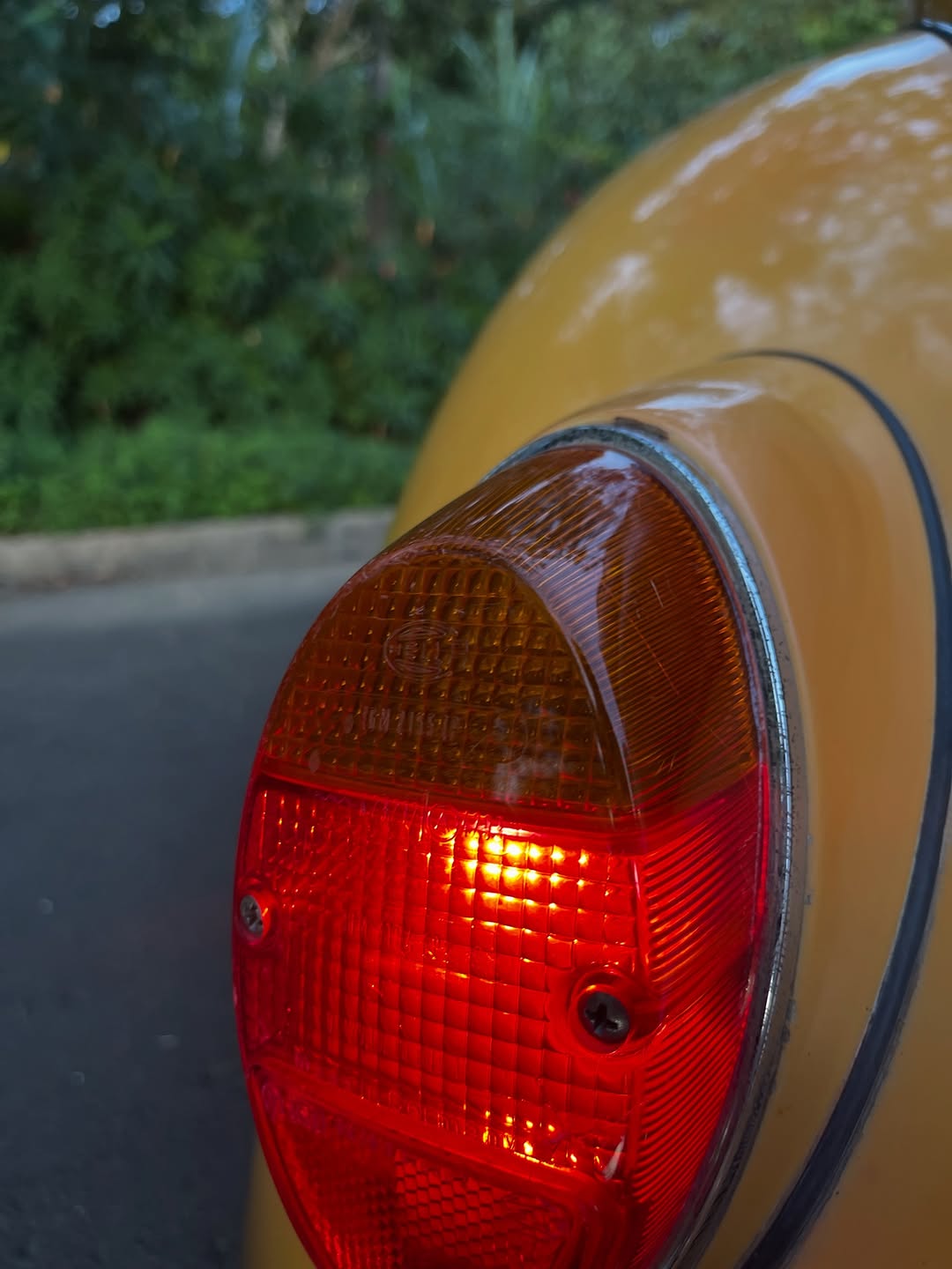VOLKSWAGEN FUSCA AMARELO MANGA - Imagem 11