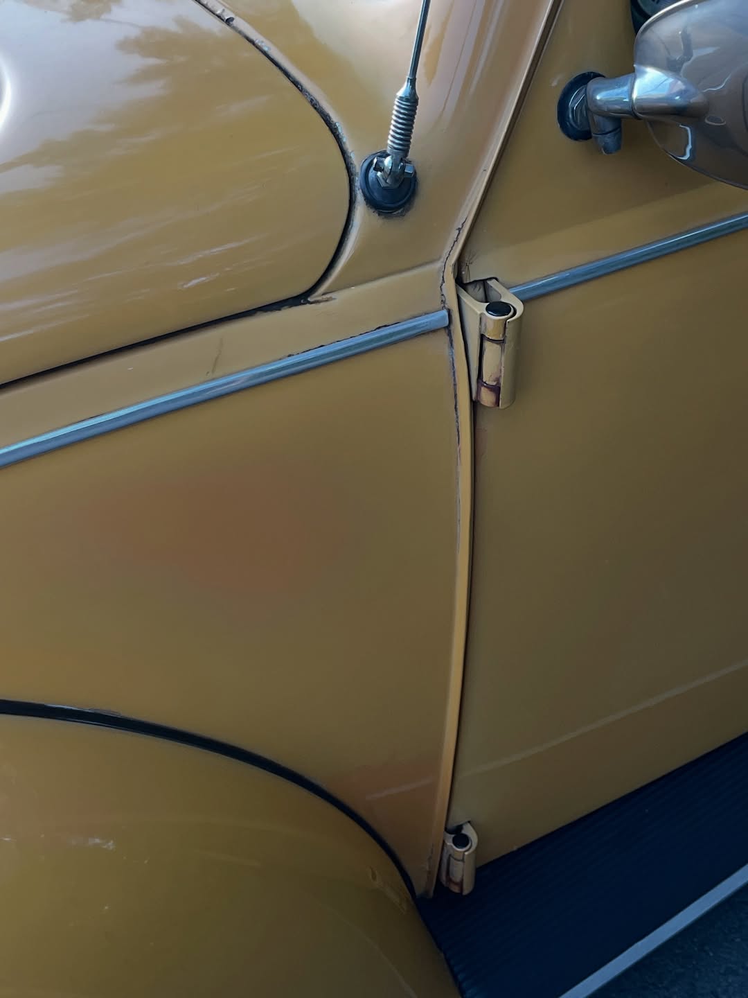 VOLKSWAGEN FUSCA AMARELO MANGA - Imagem 12