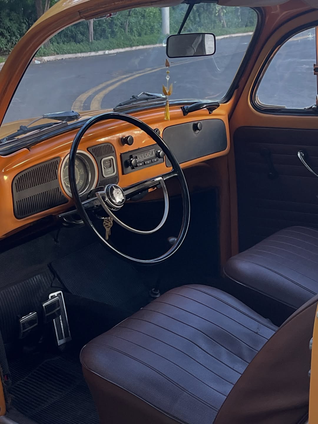 VOLKSWAGEN FUSCA AMARELO MANGA - Imagem 14