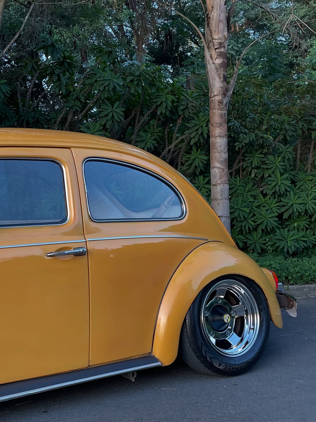VOLKSWAGEN FUSCA AMARELO MANGA - Imagem 7