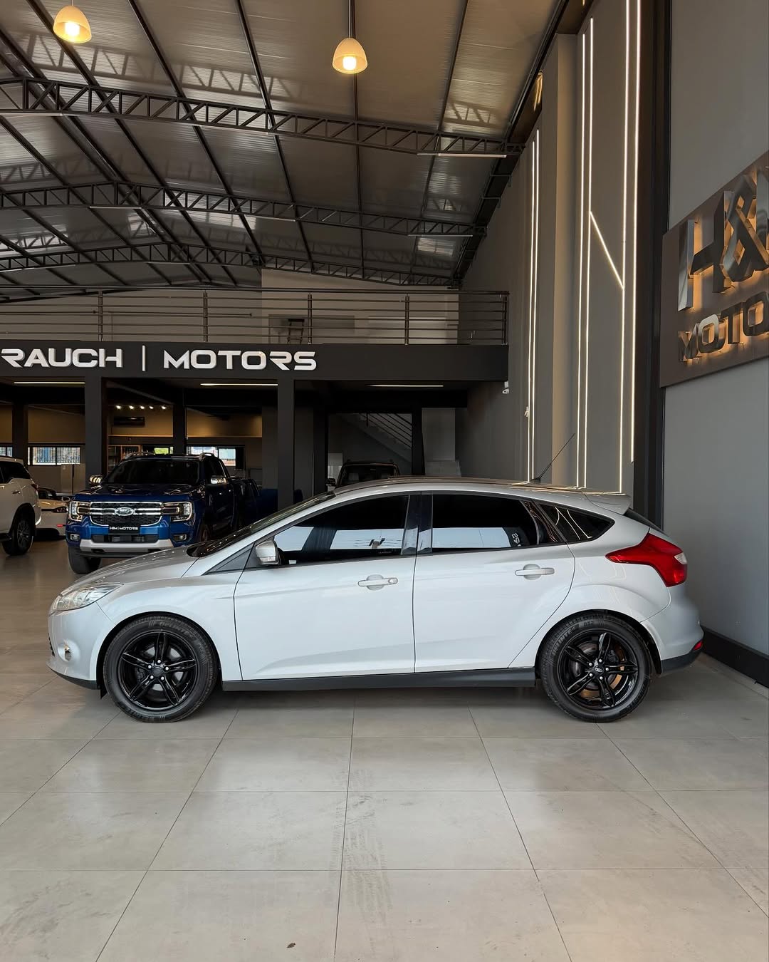 FORD FOCUS SE - Imagem 2