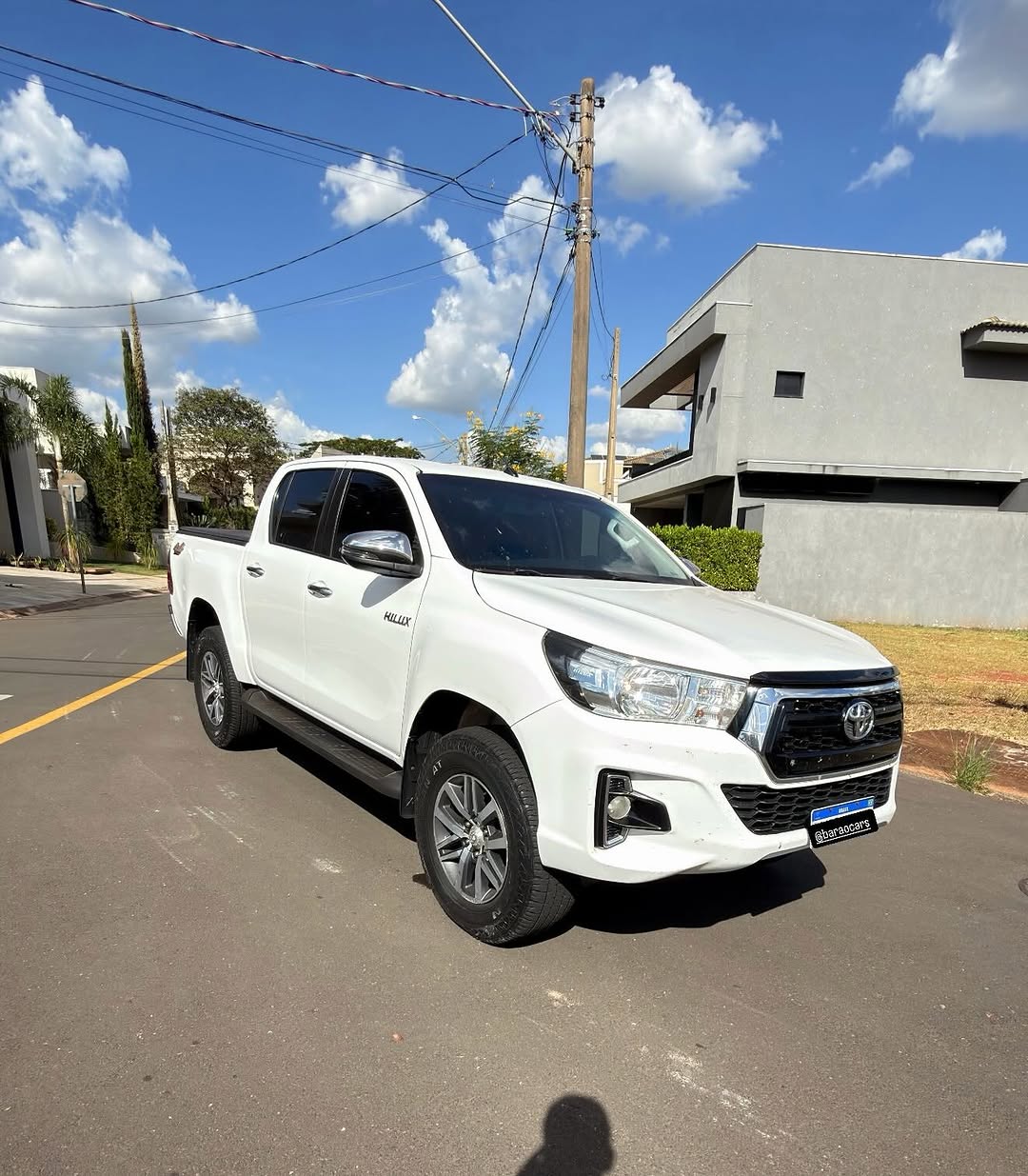 TOYOTA HILUX SRV - Imagem 1