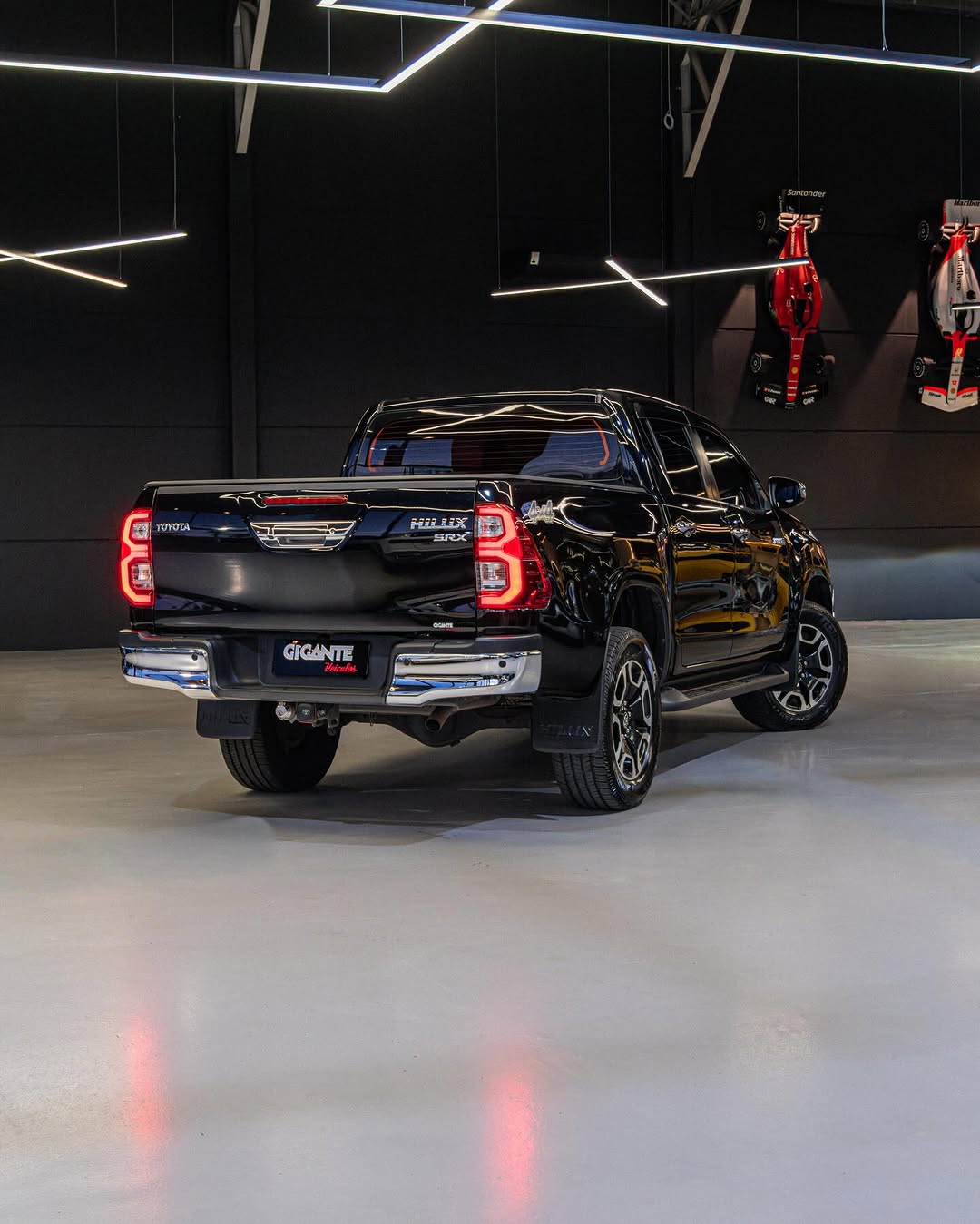 TOYOTA HILUX CD SRX 4X4 - Imagem 2