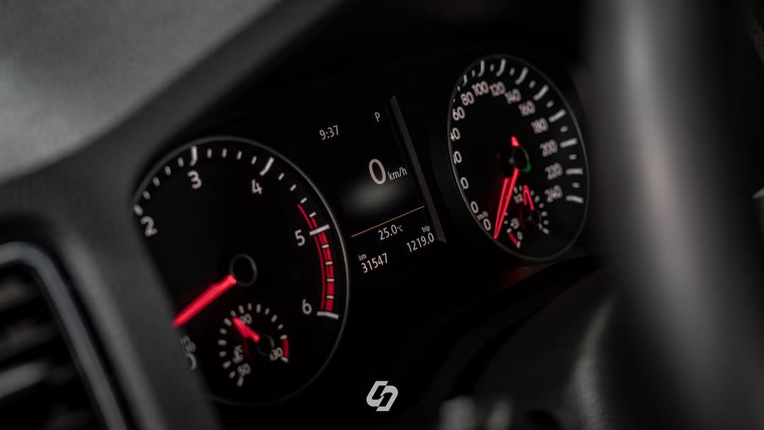 VOLKSWAGEN AMAROK HIGHLINE V6 - Imagem 15