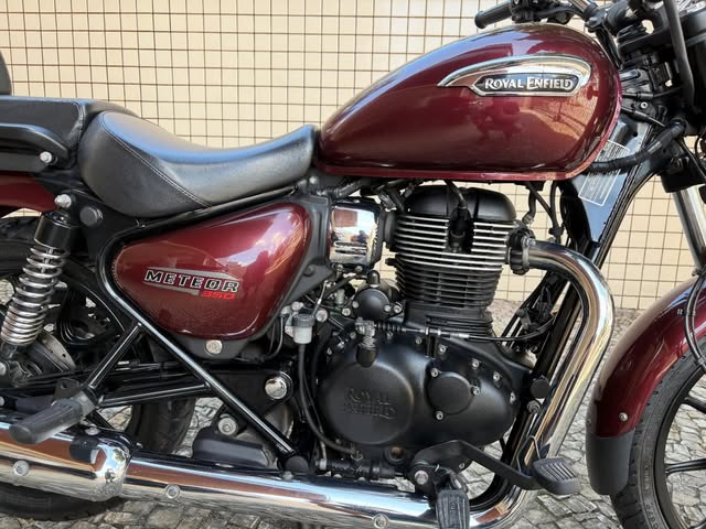 ROYAL ENFIELD METEOR STELLAR - Imagem 9