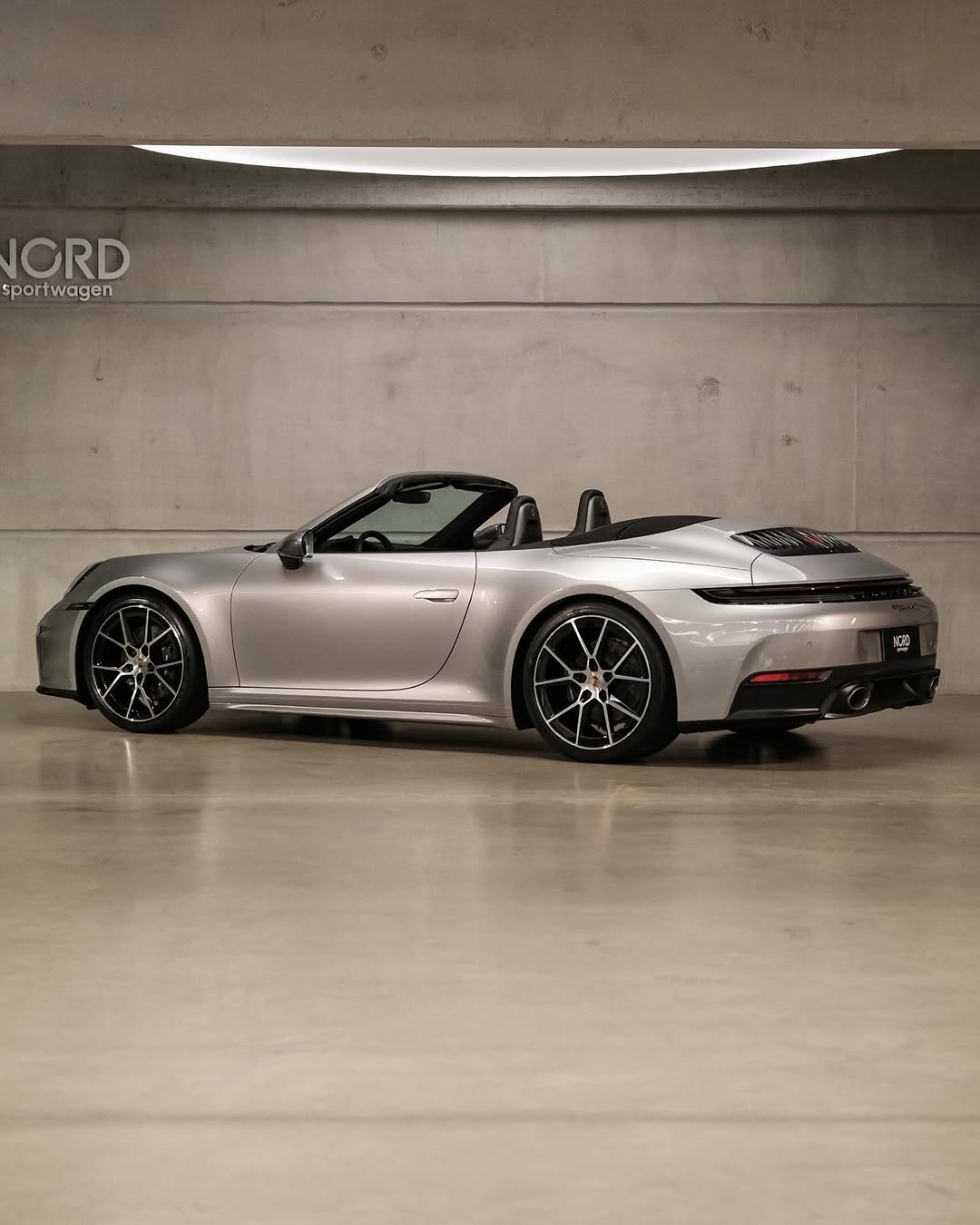PORSCHE 911 CARRERA T CABRIOLET - Imagem 2