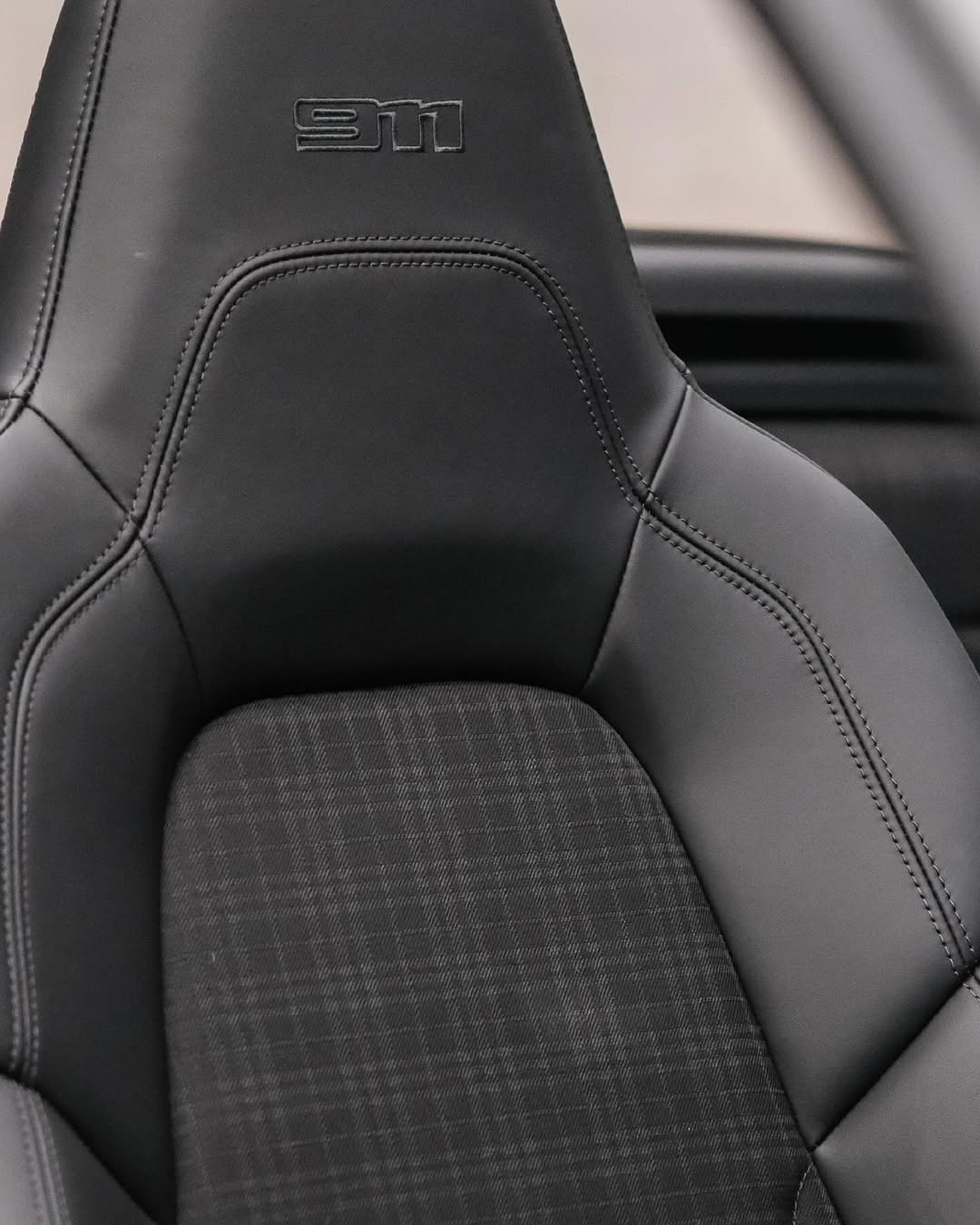 PORSCHE 911 CARRERA T CABRIOLET - Imagem 4