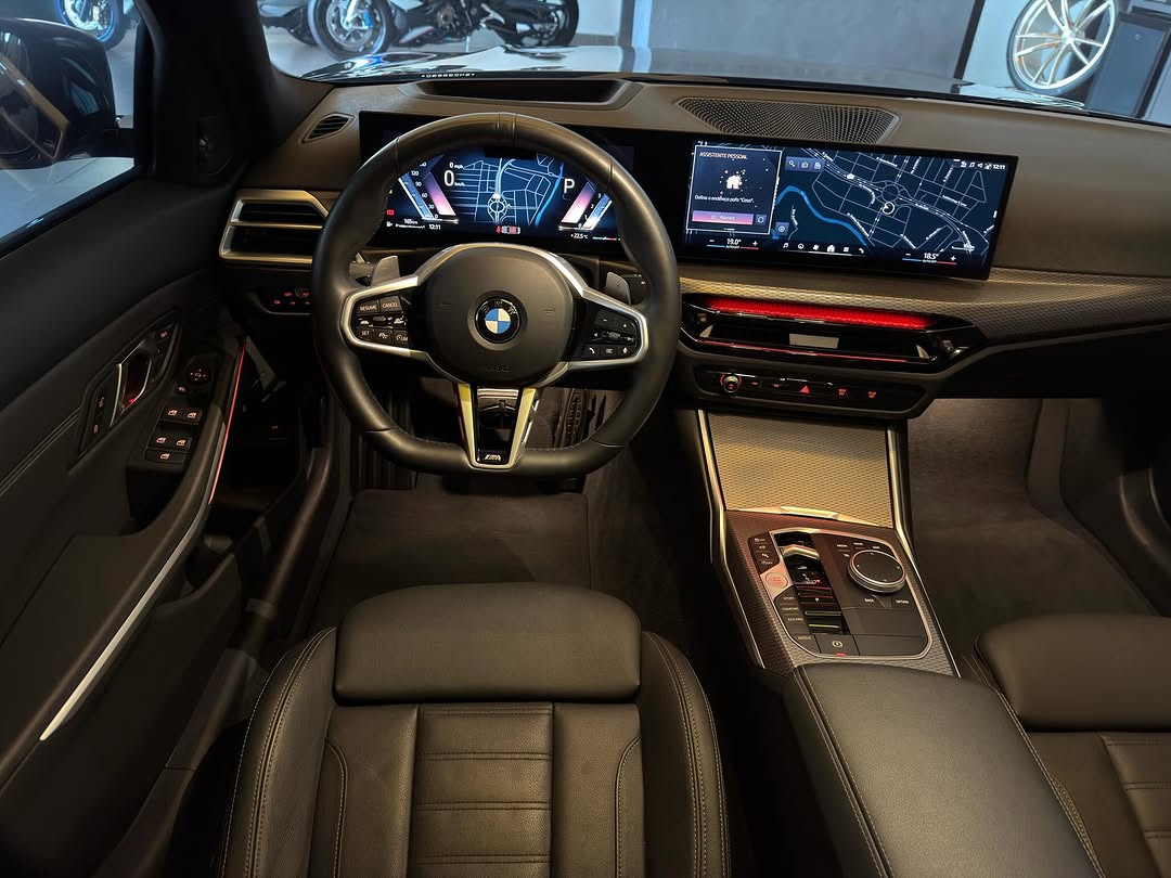 BMW 320I M SPORT - Imagem 11