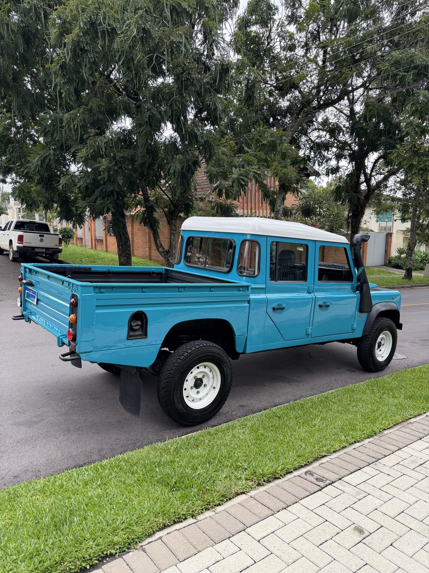 LAND ROVER DEFENDER 130HCPU - Imagem 4