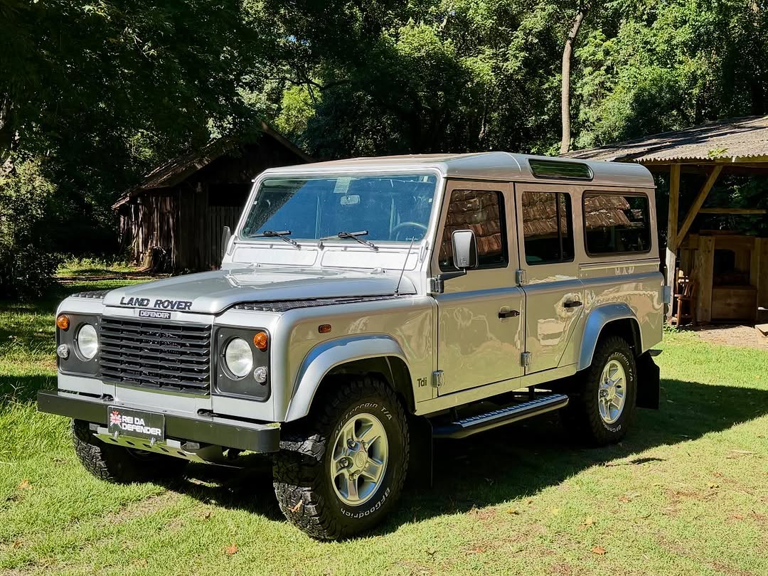 LAND ROVER DEFENDER - Imagem 1