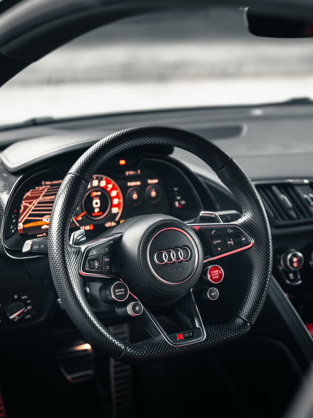 AUDI R8 V10 - Imagem 16