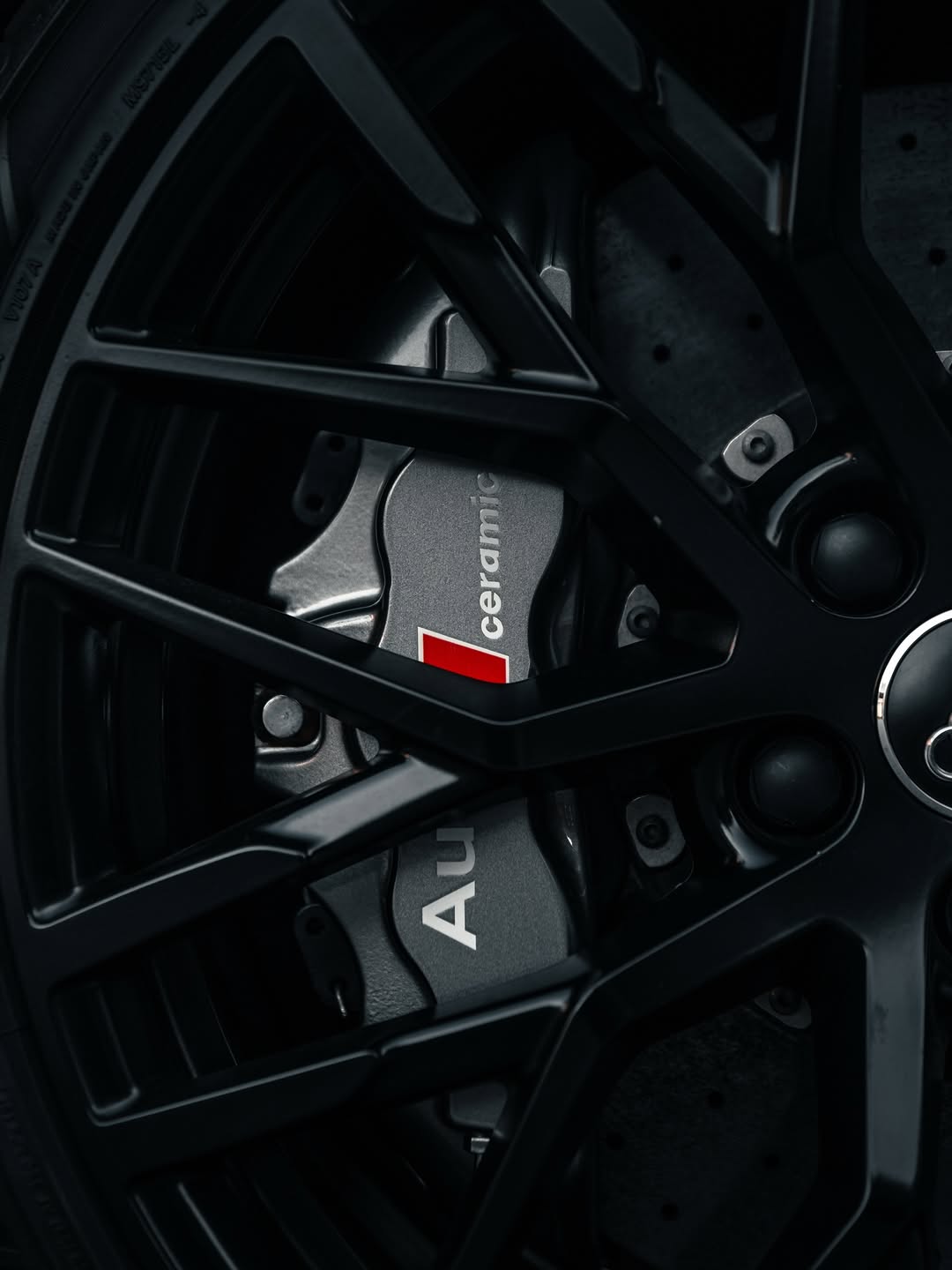 AUDI R8 V10 - Imagem 4