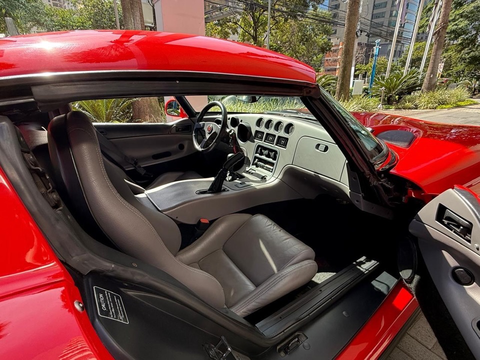 DODGE VIPER - Imagem 8