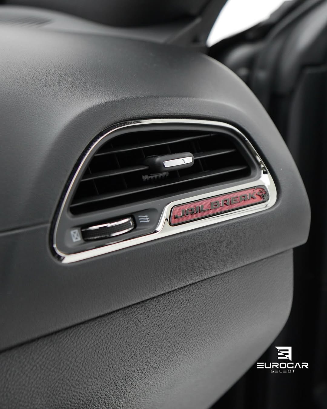 DODGE CHALLENGER JAILBREAK - Imagem 14