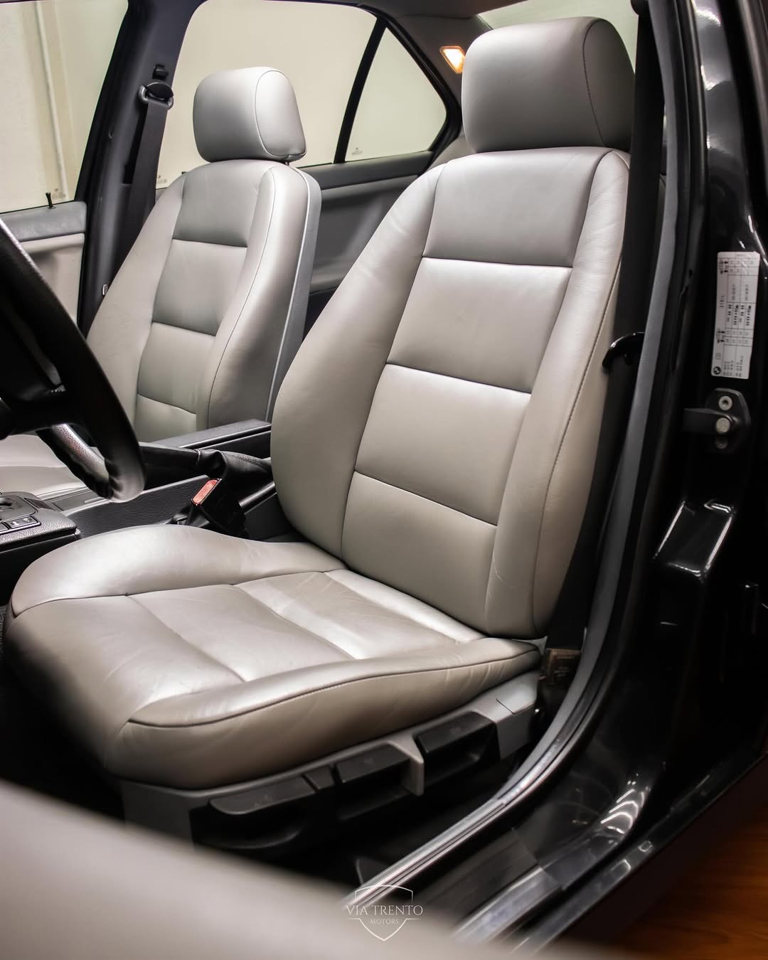 BMW 318IS - Imagem 5