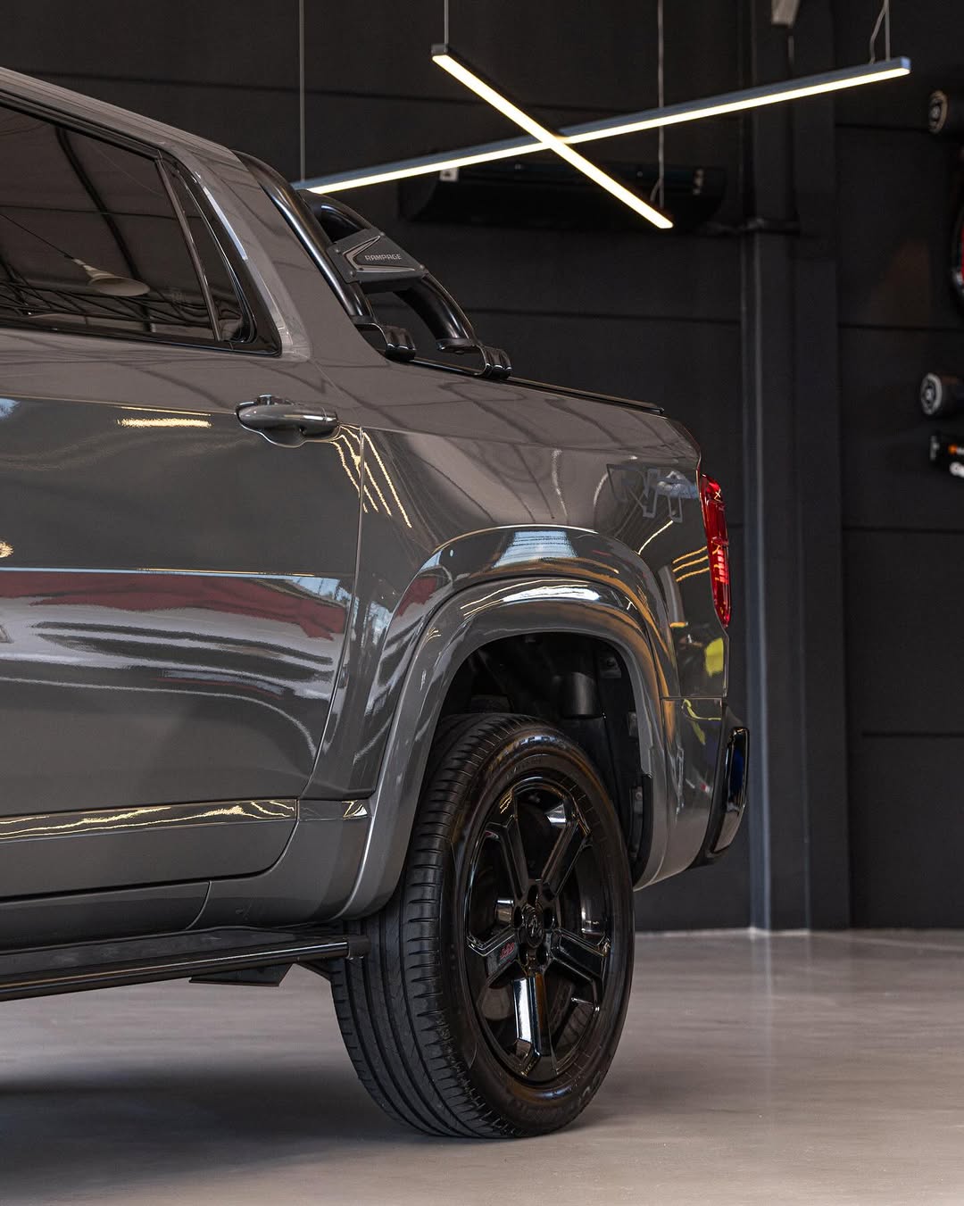 RAM RAMPAGE R/T 2.0 - Imagem 9