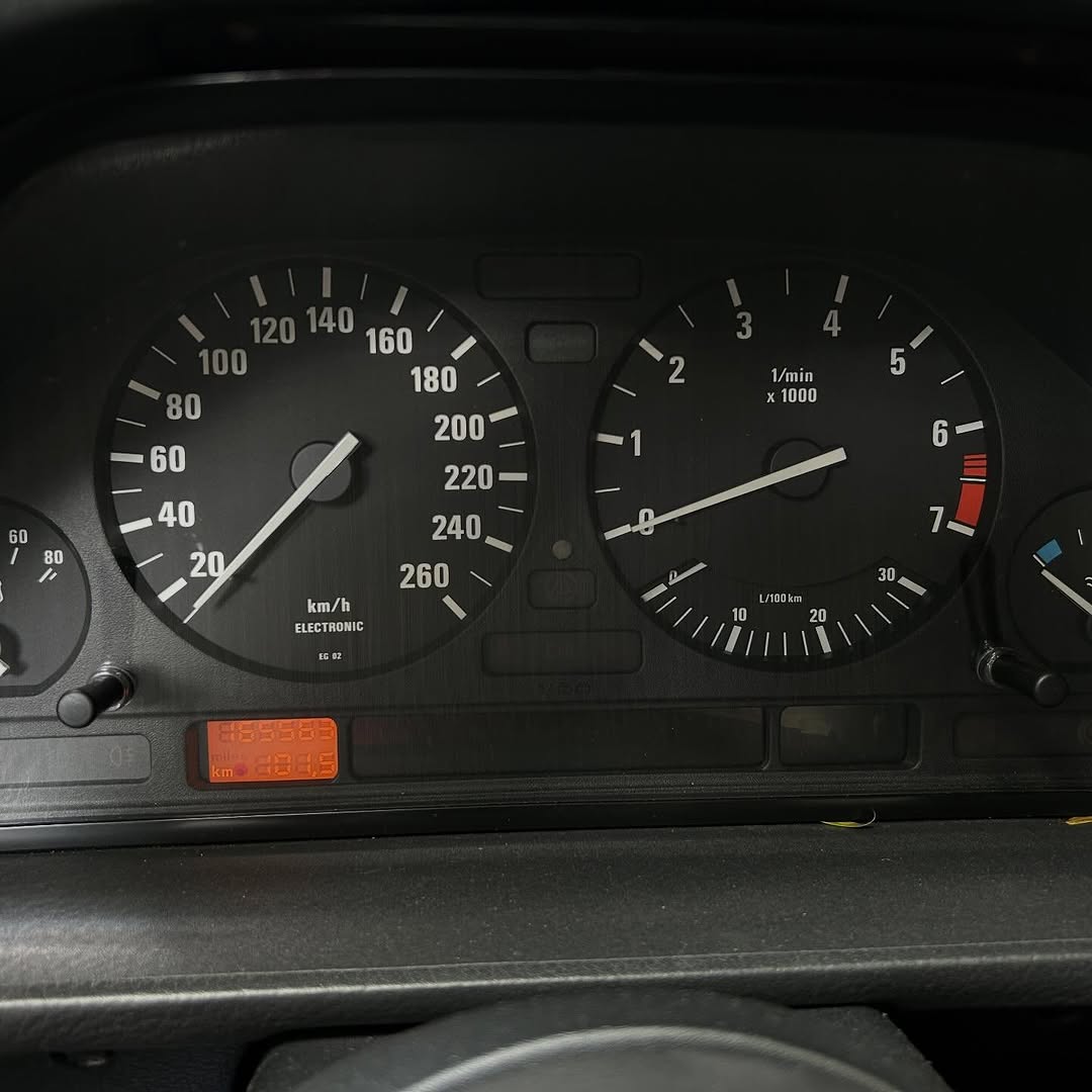 BMW 535I INDIVIDUAL - Imagem 9