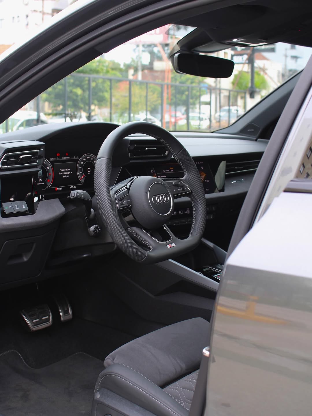 AUDI A3 PERFORMANCE BLACK - Imagem 5