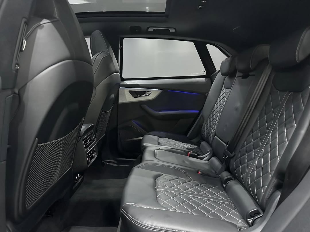 AUDI Q8 PERFORMANCE BLACK - Imagem 9