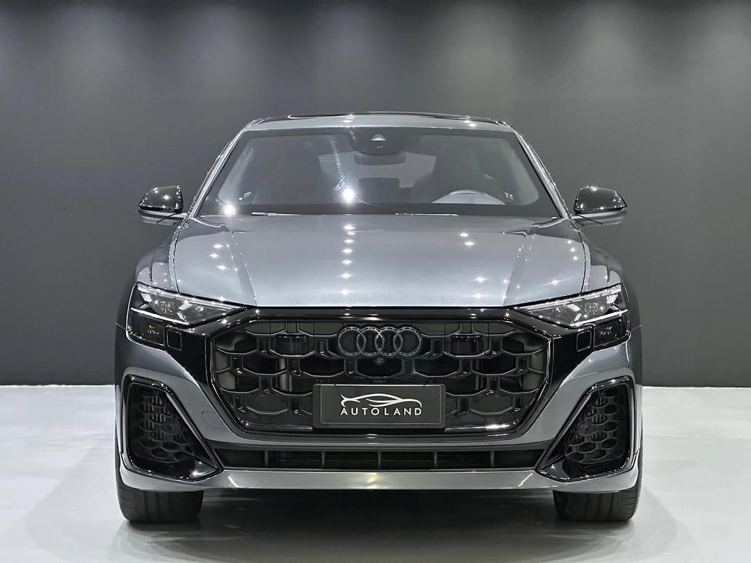 AUDI Q8 PERFORMANCE BLACK - Imagem 10