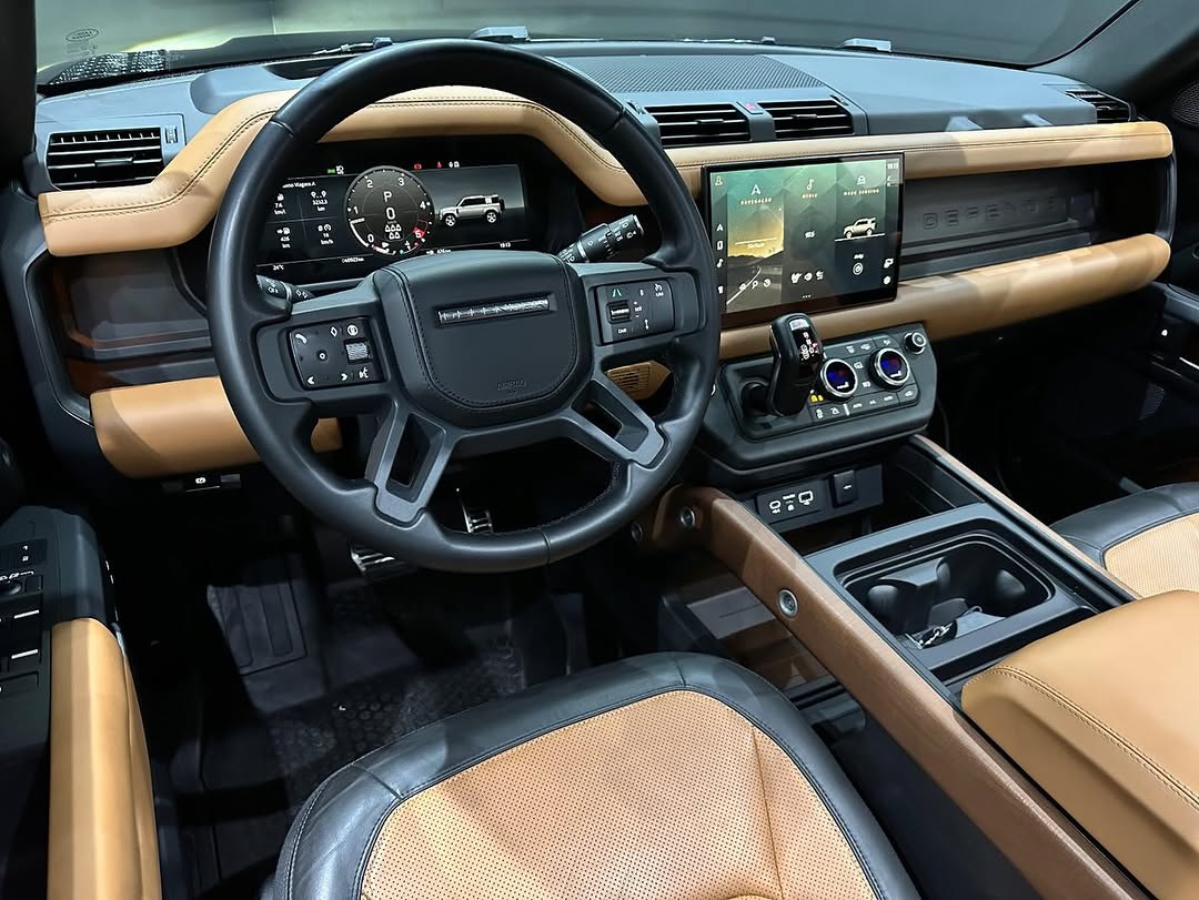 LAND ROVER DEFENDER D300 TURBO DIESEL MHEV 110 X AWD AUTOMÁTICO - Imagem 5