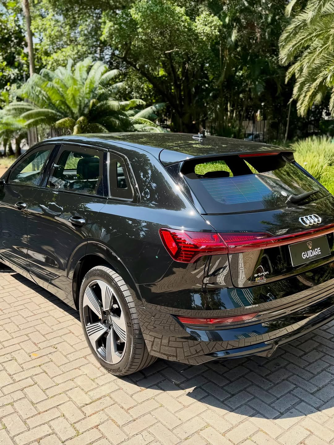 AUDI E-TRON PERFORMANCE BLACK QUATTRO - Imagem 6