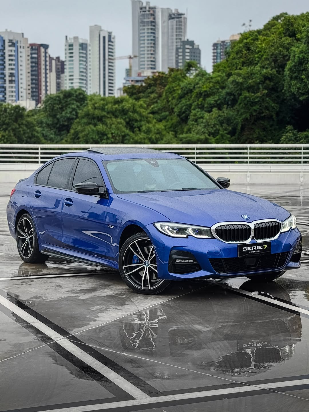 BMW 330E M SPORT - Imagem 10