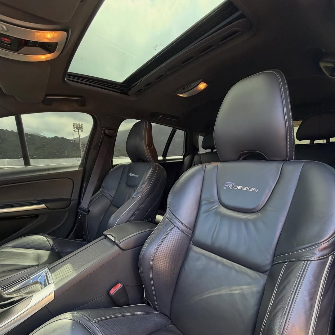 VOLVO V60 R-DESIGN - Imagem 8