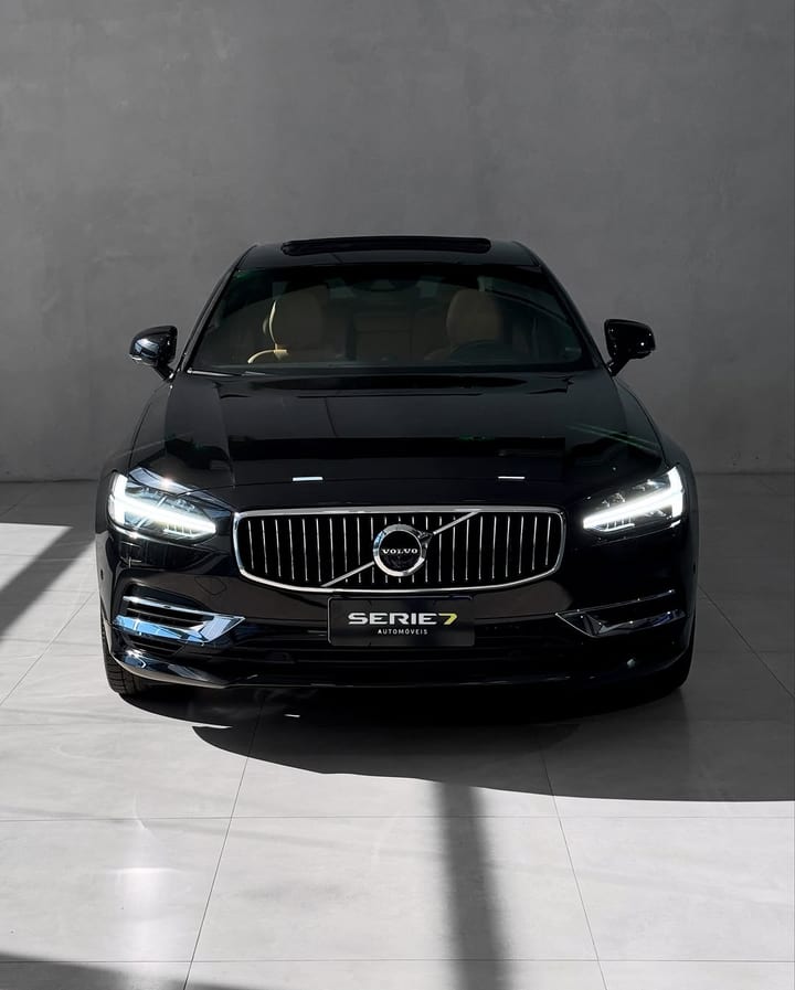 VOLVO S90 T8