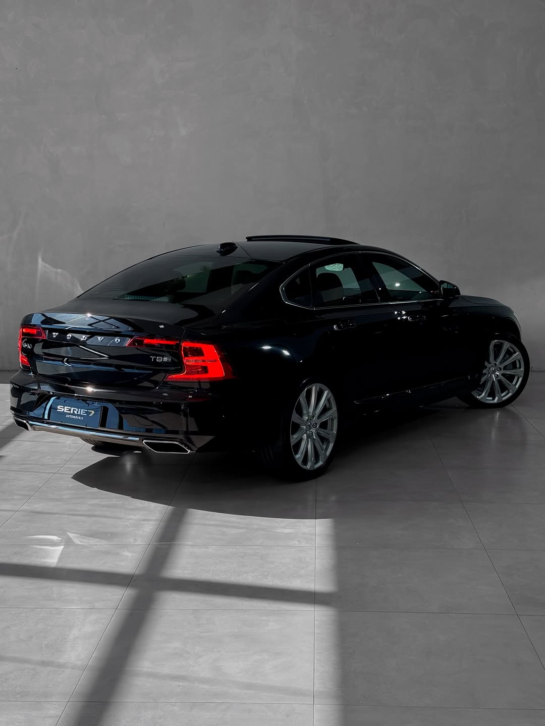 VOLVO S90 T8 - Imagem 12