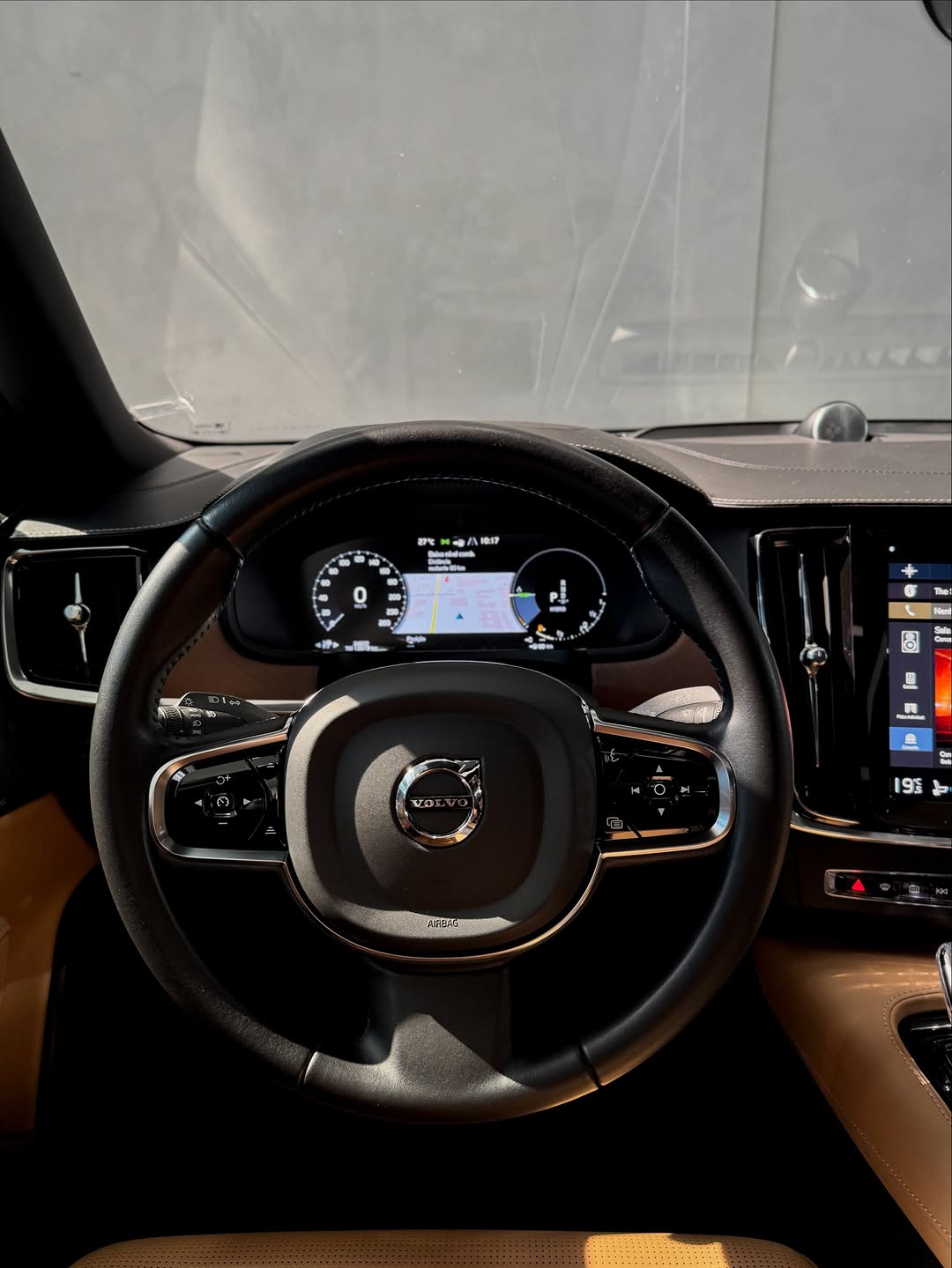 VOLVO S90 T8 - Imagem 15