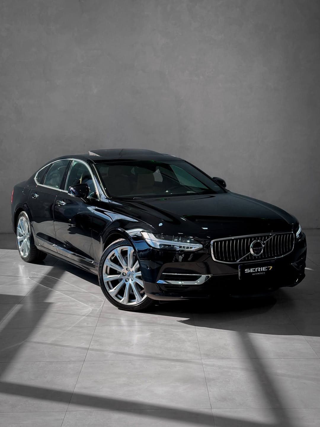 VOLVO S90 T8 - Imagem 19
