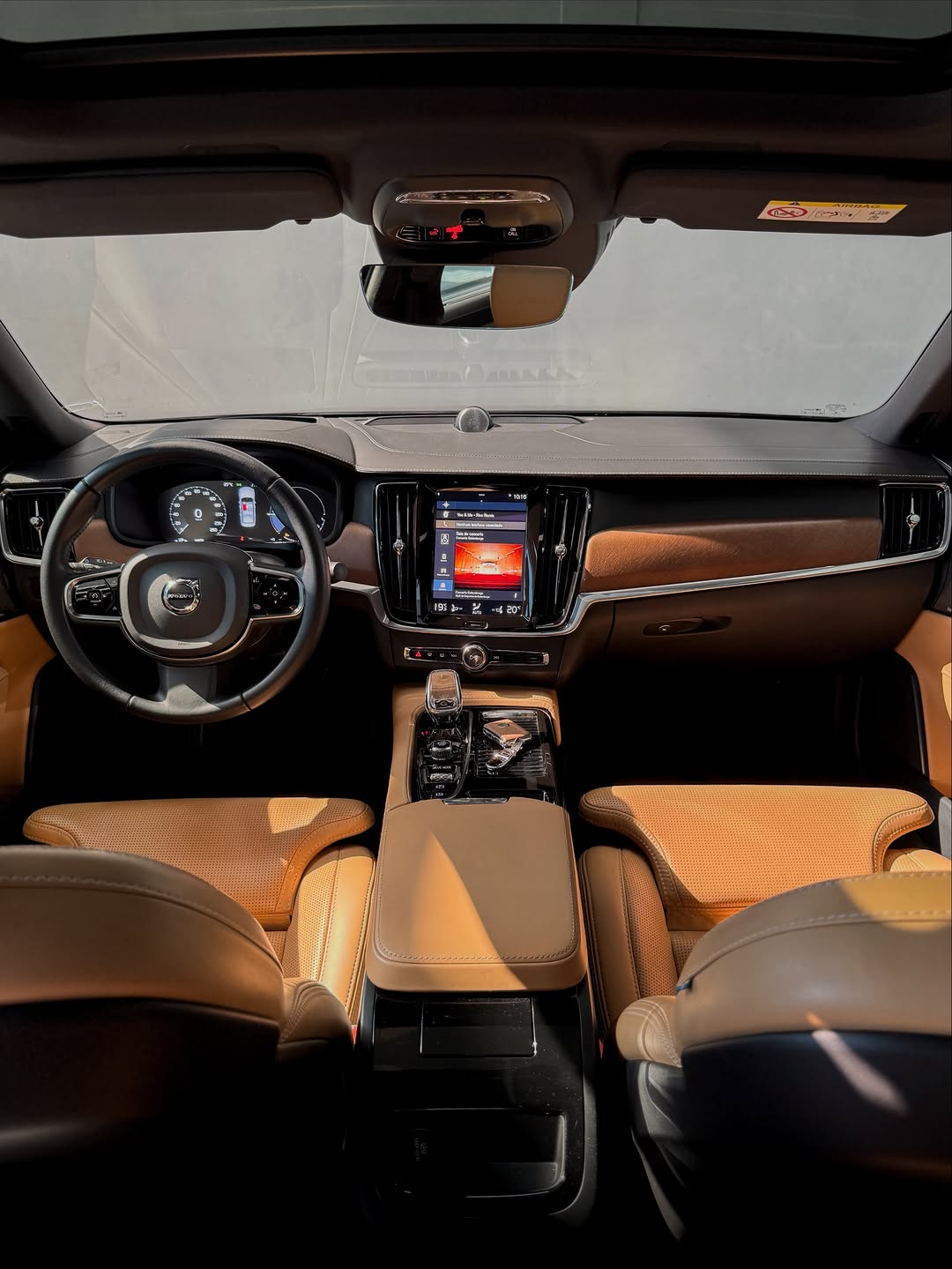 VOLVO S90 T8 - Imagem 4