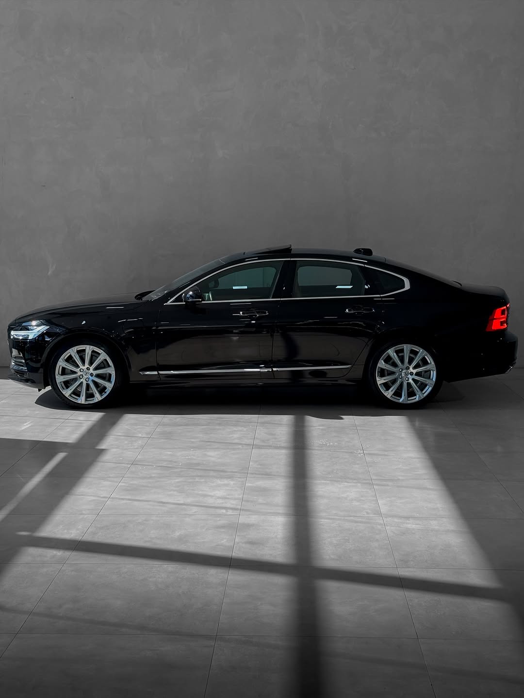 VOLVO S90 T8 - Imagem 7