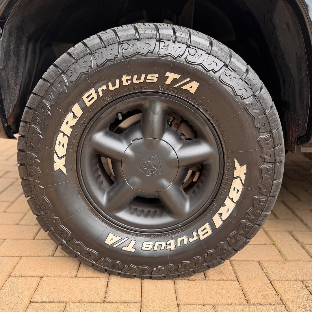 DODGE DAKOTA SPORT V6 CE - Imagem 5