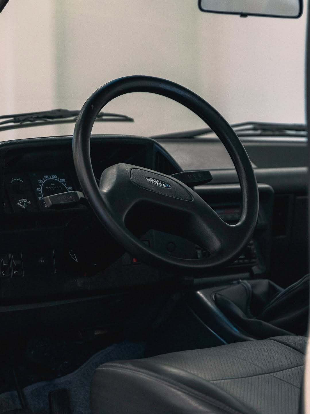 FORD F1000 LIGHTINING - Imagem 11