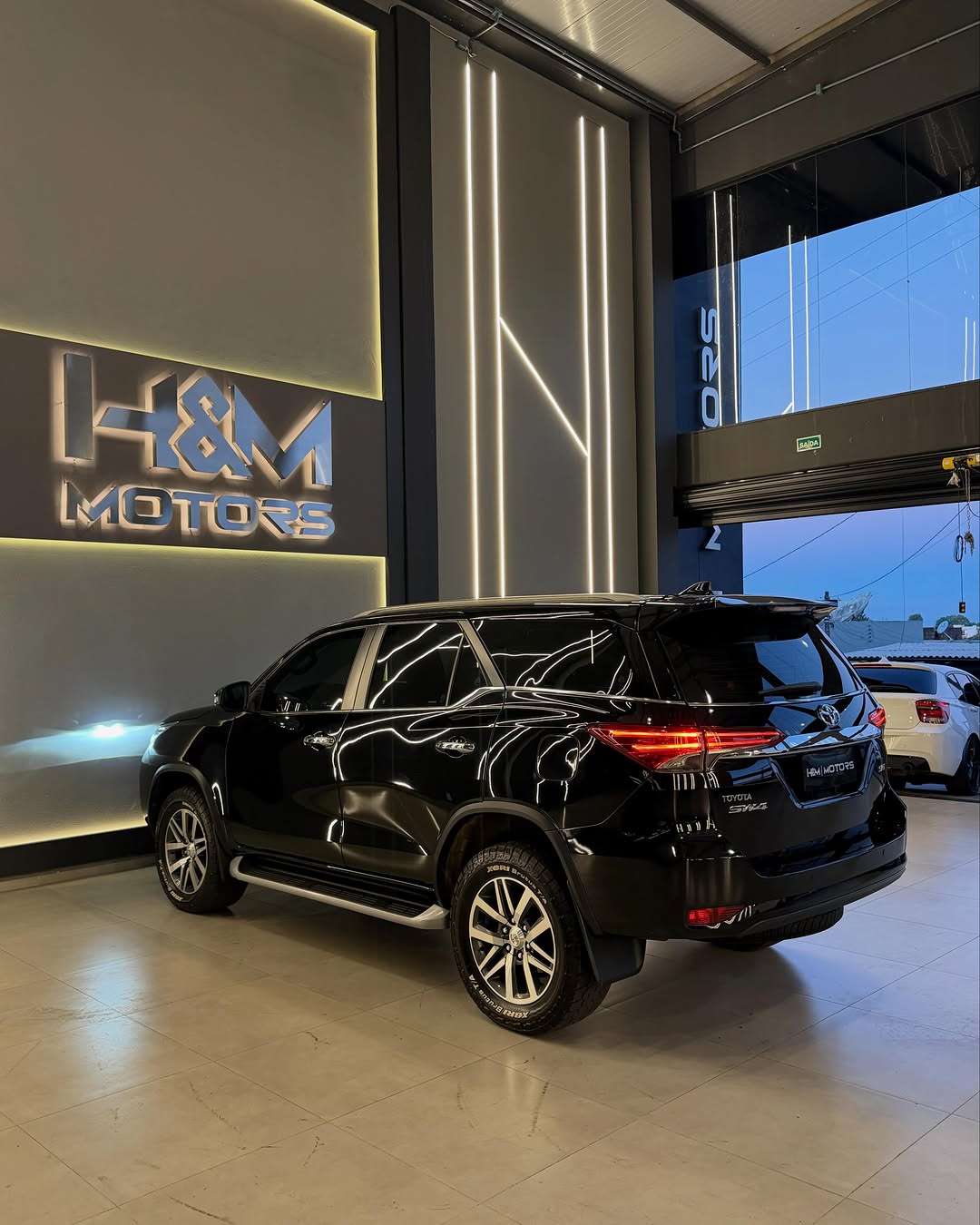 TOYOTA HILUX SW4 SRX - Imagem 2