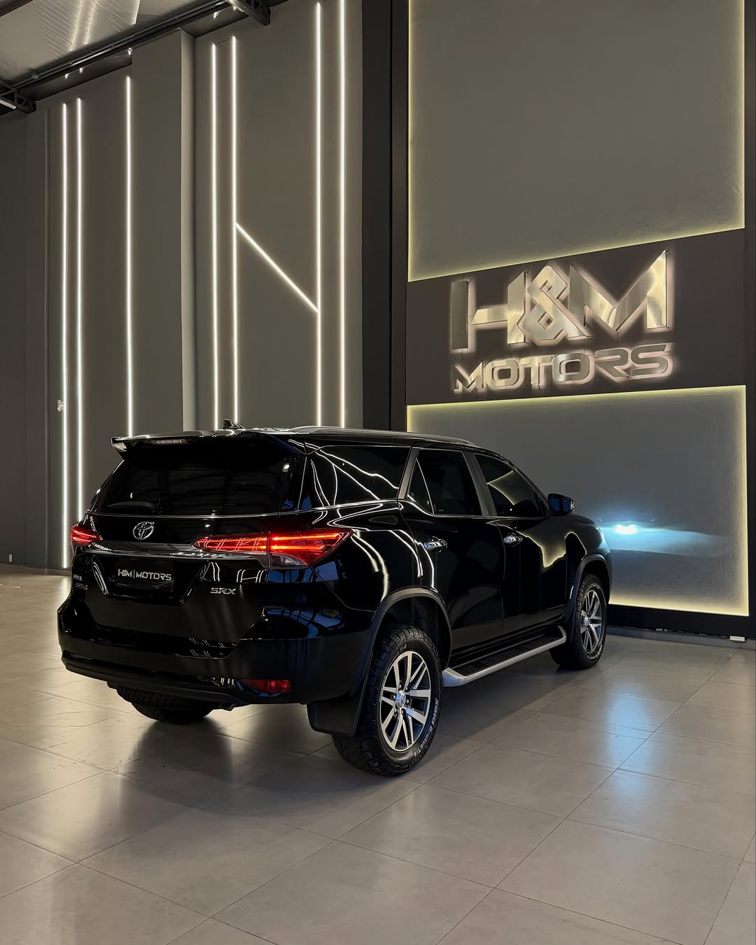 TOYOTA HILUX SW4 SRX - Imagem 5