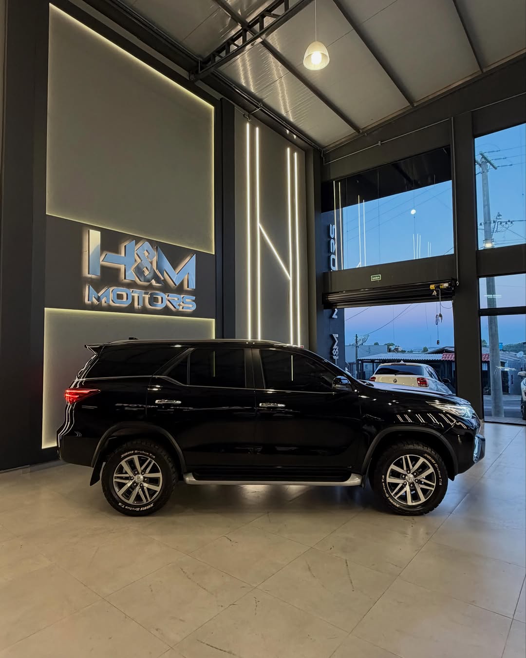 TOYOTA HILUX SW4 SRX - Imagem 10