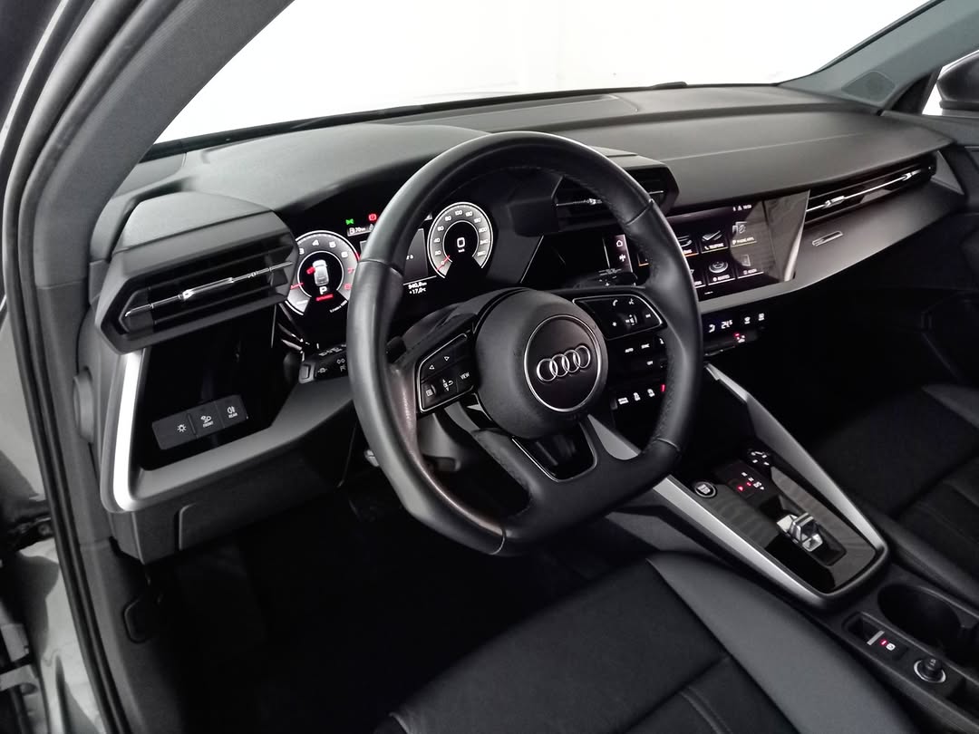 AUDI A3 SPORTBACK S-LINE - Imagem 6